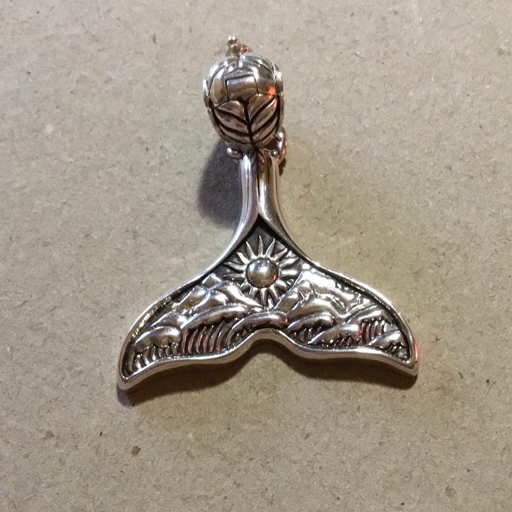 Sterling Silver Artisan Crafted WhaleTail w/ Chain
